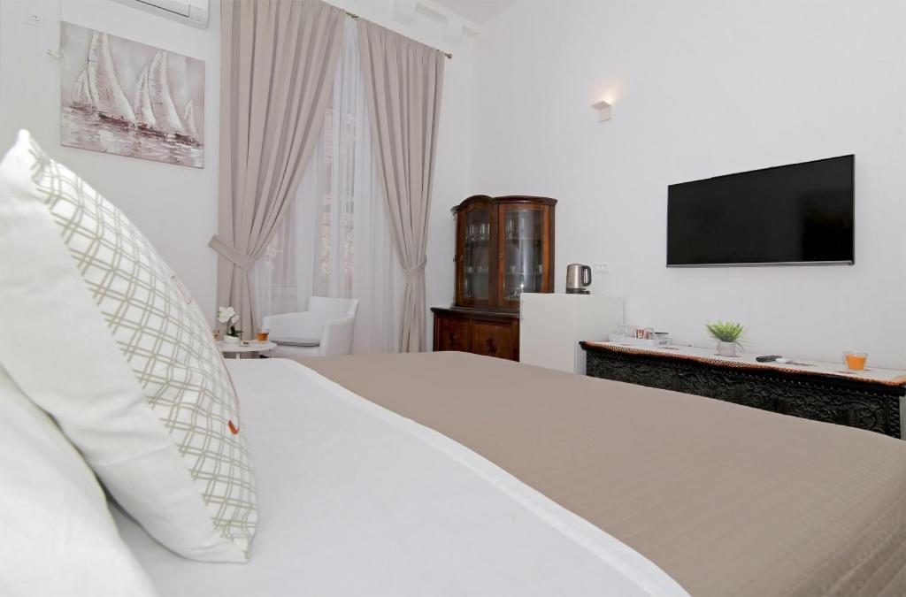Room In Dubrovnik With Air Conditioning, Wifi Washing Machine 4246-3 Exterior foto